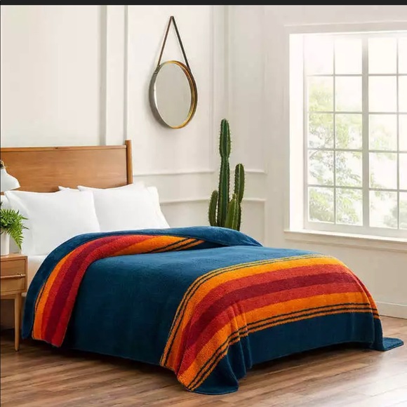 Pendleton Bedding Pendleton Sherpa Fleece Blanket King Size Poshmark